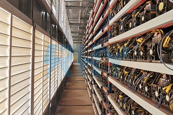 Bitcoin's difficulty plummeted, but miners' income rose by 50%